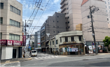 地上から電車でお越しの方04